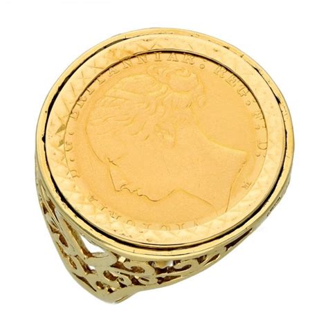 1886 Yellow Gold Full Sovereign Coin Mounted Ring Miltons Diamonds