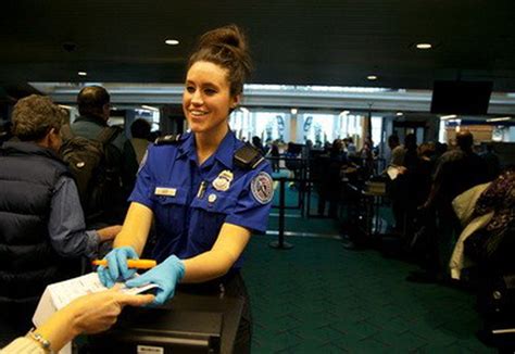 Everyday People Portland Airport Tsa Agent Balances Security