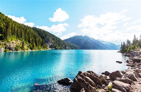 Premium Photo Hike To Turquoise Waters Of Picturesque Garibaldi Lake