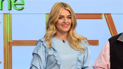The Chew Co Host Daphne Oz Exits After 6 Seasons Hollywood Reporter