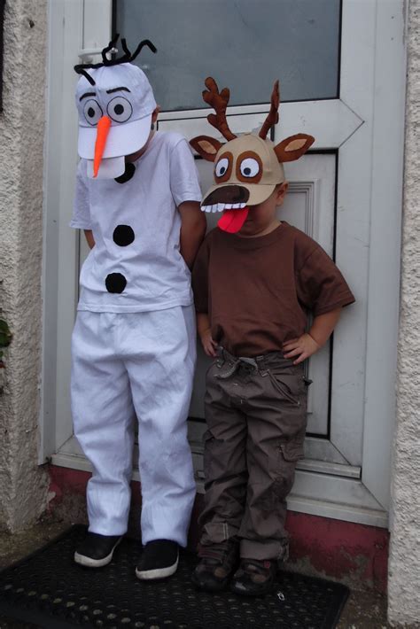 Olaf And Sven Halloween Fun Homemade Halloween Costumes Frozen