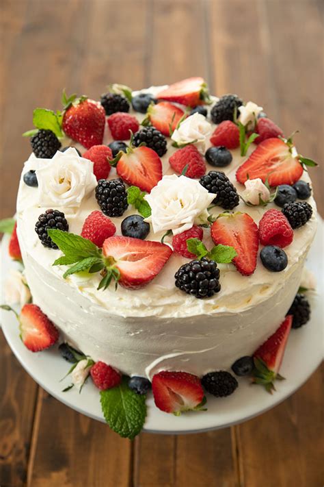Easy Berry Chantilly Cake Mirlandras Kitchen
