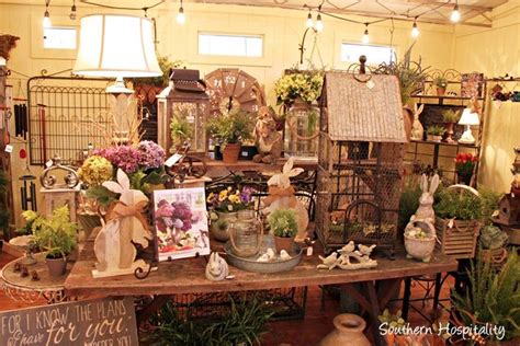 White Rabbit Cottage In West Cobb Barn Sale Antique Mall Booth