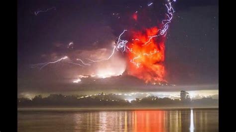 Der jüngste ausbruch des vulkans. Vulkanausbruch - Calbuco in Chile spuckt Feuer und Asche ...