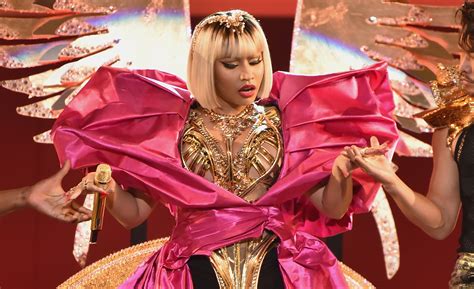 Nicki Minaj Performs A Rap Medley At Mtv Vmas Video Mtv