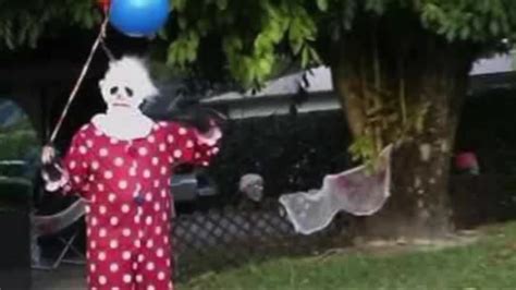 11 Scariest Clown Sightings Caught On Camera Youtube