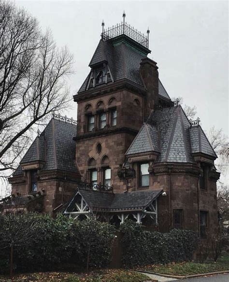 Neeeeddddd Gothic House Creepy Houses Gothic Homes