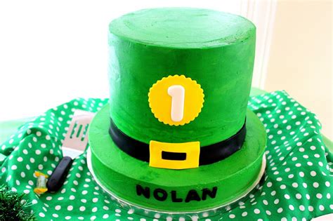 St Patricks Day Birthday Party Leprechaun Hat Cake The Inside Was