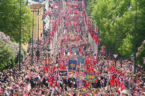 17.mai med oslo unge venstre! Kenyans in Norway: 17th. MAY CELEBRATIONS IN NORWAY