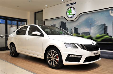 Contact your nearest dealer from 192 authorized skoda car dealers across 92 cities in india for best offers. Skoda Octavia RS pricing, booking status, delivery back ...