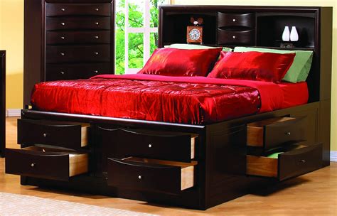Our post compares king and california kings, discussing their key differences. Coaster Furniture Phoenix California King Storage in Bed ...