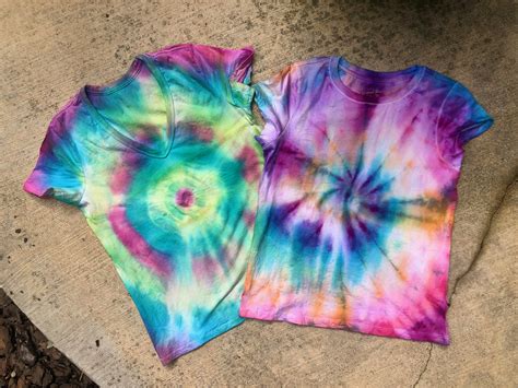 How To Tie Dye A T Shirt The Sister Project Blog