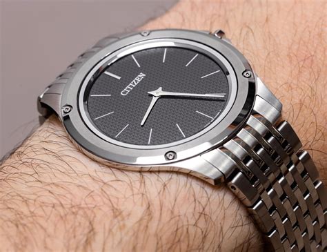 【世界一薄い腕時計】厚さ2 98mm 安いピザよりも薄い！世界で最も薄い腕時計とは？