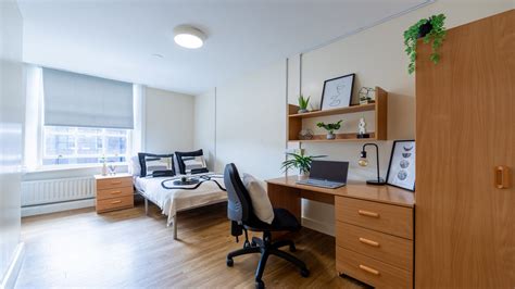 Gold Non Ensuite Garth Heads Dwell Student Living Uk