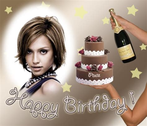 Créer un cadre photo personnalisé avec des gâteaux et des ballons online. Montage photo Happy birthday Anniversaire - Pixiz