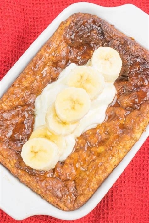 Serve with juicy raspberries and blueberries! Low Syn Honey & Banana Baked Oats | Recipe | Baked oats ...