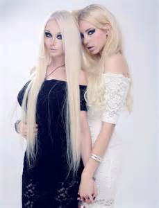 Human Barbie Puckers Up For Sexy Shoot With Blonde Model Life Life And Style Uk