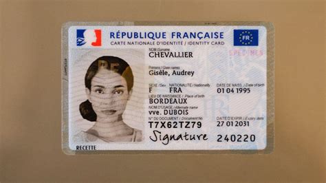 « ne répondant pas aux caractéristiques du. Plus pratique et sécurisée, la nouvelle carte d'identité ...