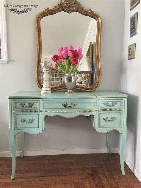 Pictures of old country cottage bedrooms (both french country cottage bedrooms and english country cottage bedrooms). Feathered Nest Friday | White Pink And Shabby Chic ...