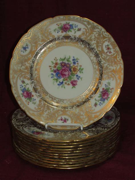 Shop from our wide range of designer dinner plates set for your kitchen. Set of 12 Lenox Green Mark Dinner Plates for Ovington's ...