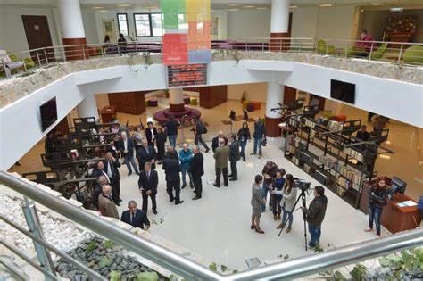 Viziunea universităţii politehnica timişoara este aceea de a deveni o universitate de vârf prin intrarea in top 500 world universities. Inaugurarea noii Biblioteci UPT | Universitatea ...