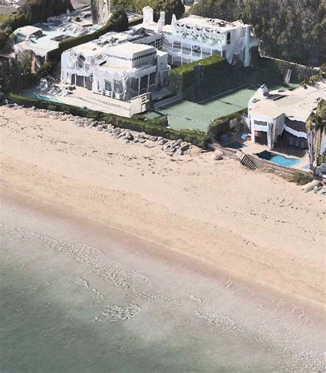 Carbon Beach In Malibu California Is Americas “billionaires Beach