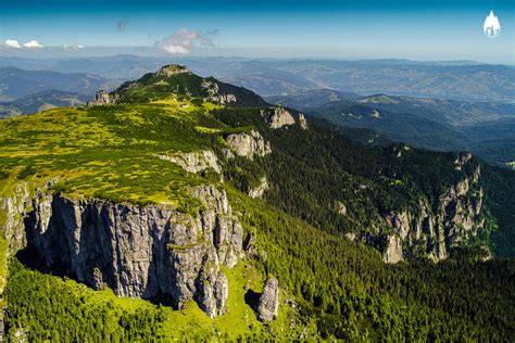 Deasupra Muntilor Romaniei Zbor Peste Munții României