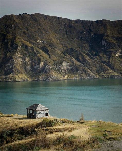 Get To Know The Emerald Lagoon Known As Quilotoa A Lagoon Of