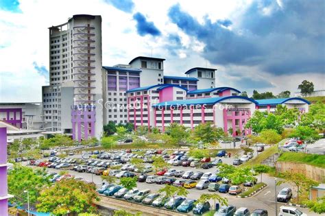 Maybe you would like to learn more about one of these? uitm engine building (shah alam) | lynnS@meOn | Flickr