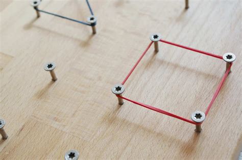 Geobrett vorlagen / man kann symmetrieachsen bestimmen oder spiegelachsen an. Vorlage Geobrett 5×5 Genial Emil Und Mathilda Geobrett à ...