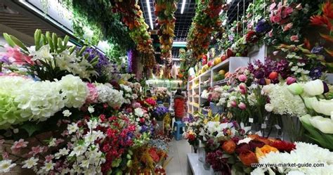Directory of artificial flowers wholesalers, importers, manufacturers and wholesale products. Artificial Flower Showroom Yiwu China 1