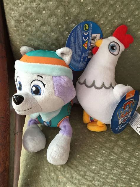 Paw Patrol Plush Pup Pals Everest And Chickaletta New 1800380518