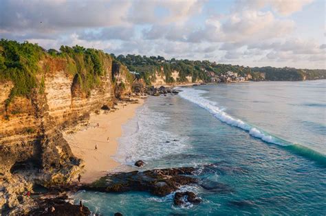 Dreamland Beach Bali Complete Visitors Guide 2024