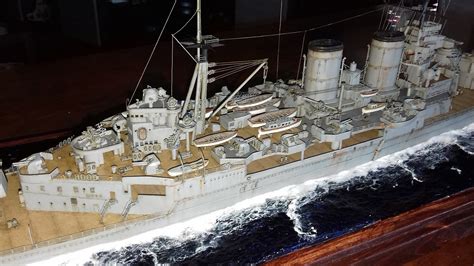 HMS Hood Battleship Plastic Model Military Ship Kit 1 350 Scale