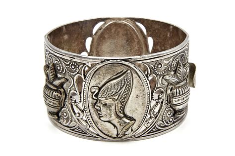 Egyptian Bracelet Queen Cleopatra Wide Bangle Art Deco Egypt Cuff Bold Silver Repousse
