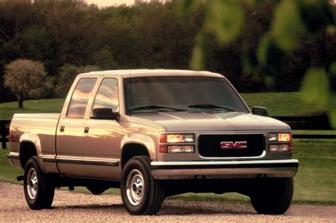 In a branding change, the c/k nomenclature became exclusive to chevrolet, as all gmc pickups became sierras (gmc retained the c/k nomenclature for its internal model codes). 96 Gmc Sierra - Blender Boyz