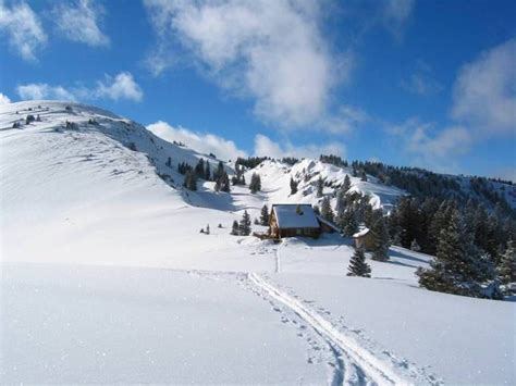 It's imperative that you have topographical maps and clear directions when setting out on your approach to a 10th mountain. Fowler-Hilliard Hut. Part of the 10th Mountain Hut System ...