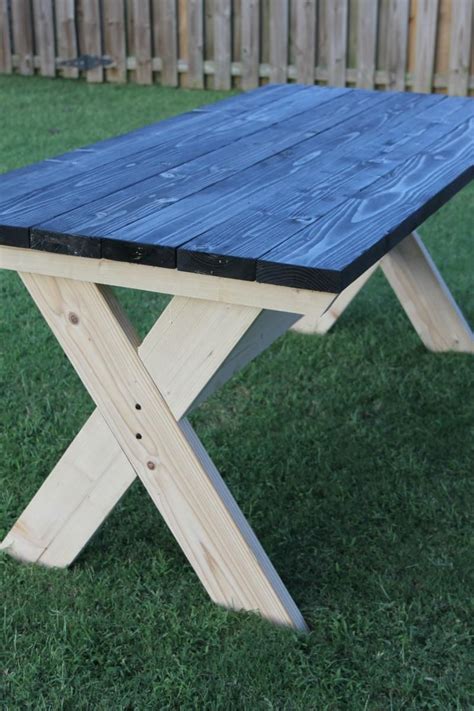 How To Build A Farmhouse Picnic Table Farmhouse Picnic Table Outdoor