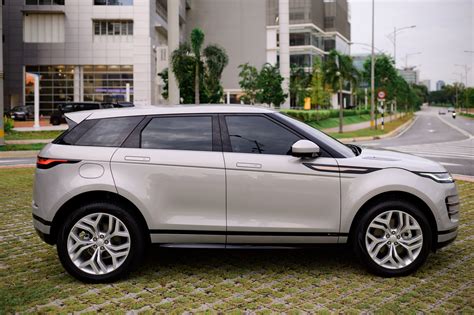 It first made a global appearance in november 2018 and was officially previewed in malaysia in november 2019. Motoring-Malaysia: The New Second Generation Range Rover ...