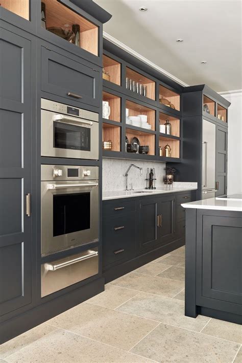 Hence it pairs well with nearly all colors and complements all hues. Dark Grey Shaker Style Kitchen in 2020 | Grey kitchen ...