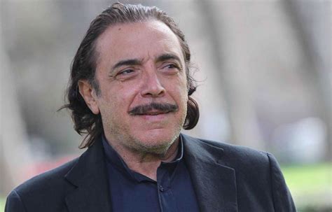 L'attore siciliano doveva andare in scena a monteiasi, ma è stato trasportato in ospedale. Nino Frassica a Messina per la presentazione del suo nuovo ...