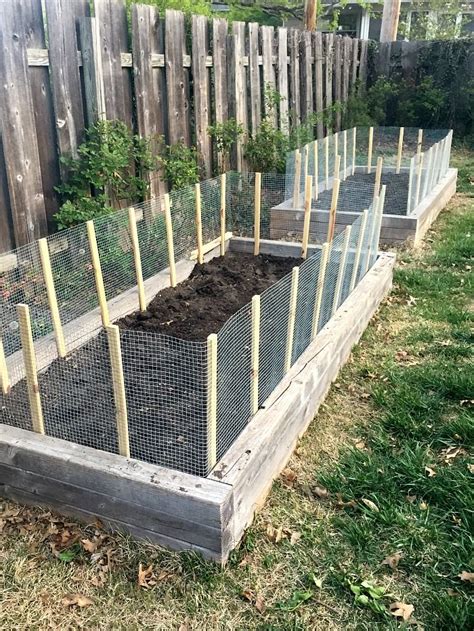 Generous in size and easy to access, this raised bed with included fence deters pesky critters. DIY Garden Fence Ideas - Protect Your Harvest | Diy garden ...