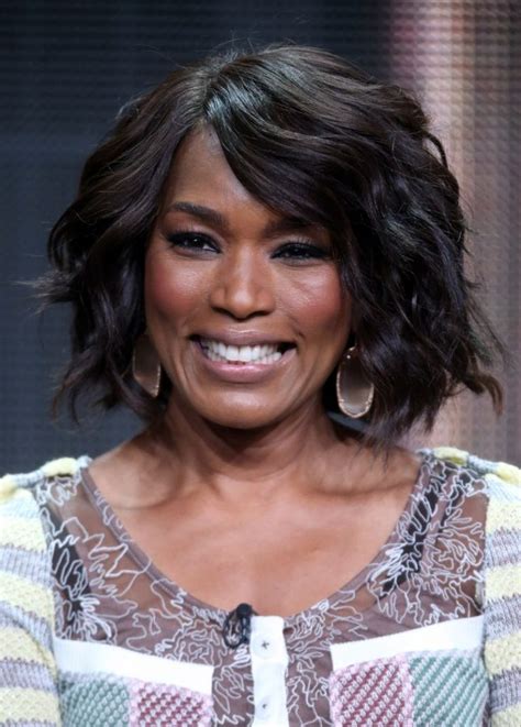 30 Medium Hairstyles for Women Over 50 - Haircuts ...