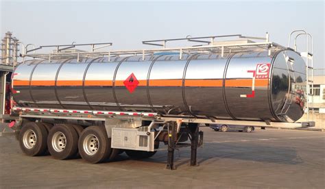 Flammable Liquid Tank Semitrailer 32 000L China Flammable Liquid