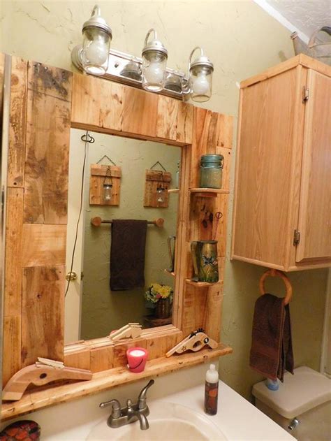 Fine works of hand workmanship, because you get what you pay for a rustic display for your bathroom, kitchen, bedroom or entryway, hallway. 20 Pallet Projects for Your Inspiration | Pallet Ideas