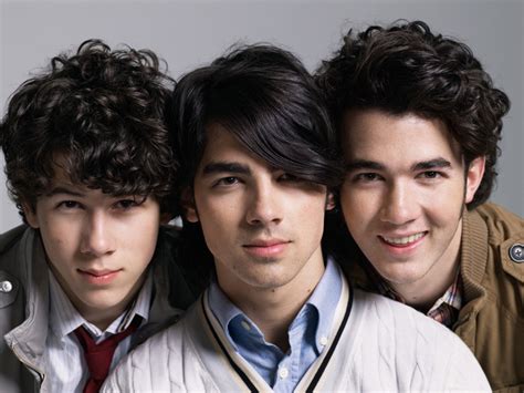 Kevin jonas, joe jonas, and nick jonas. Jonas Brothers: Living The Dream - Jonas Brothers: Living ...