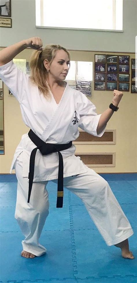 Pin By Bilale On Musculation Women Karate Martial Arts Girl Martial