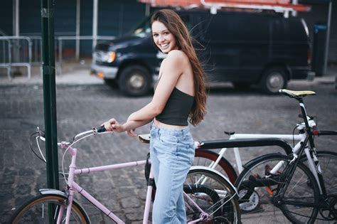 Macadameia Cycling Girls Cyclist Bike Ride Riding Bikes Girl