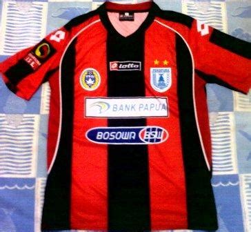 Последние твиты от persipura (@persipura_). Persipura Jayapura Home football shirt 2009 - 2010.
