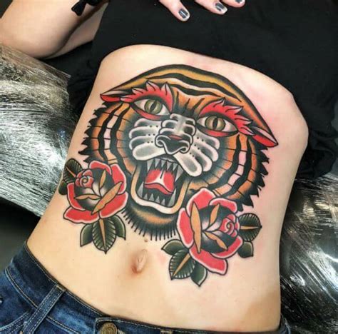 Traditional tattoo artists make different art styles that might include some nautical designs such as compasses, anchors, ships, and stars. 50 Cute Stomach Tattoos for Women (2018) | TattoosBoyGirl